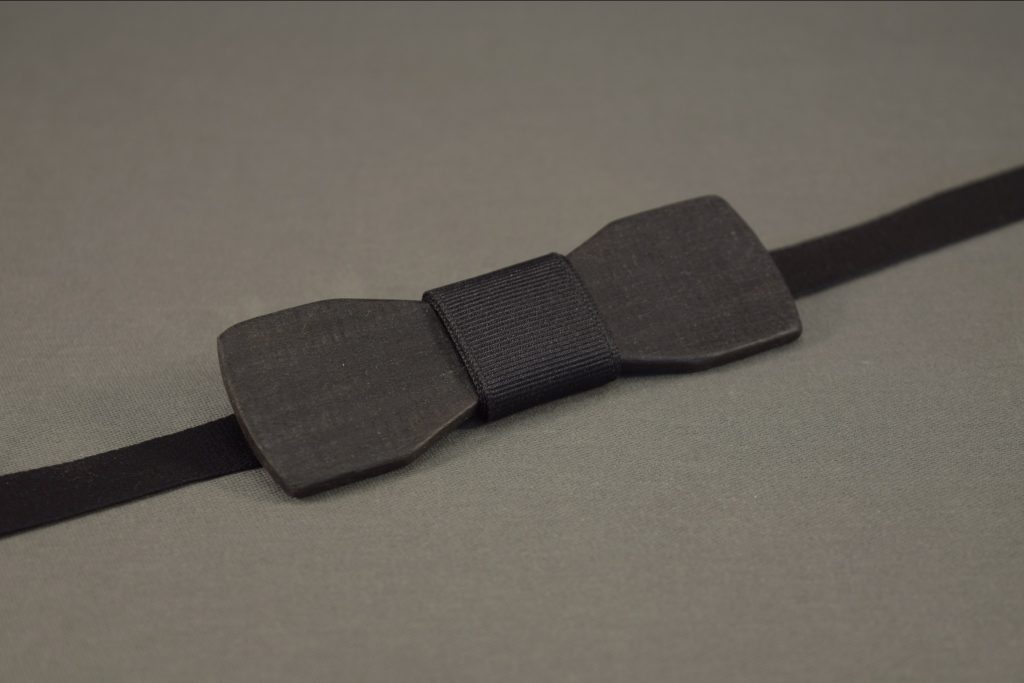 Scorched black wooden bow tie style and panache