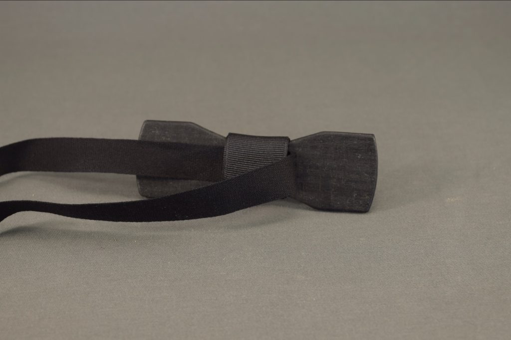 Scorched black wooden bow tie style and panache
