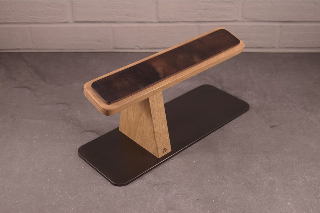 Watch Stand Style and Panache